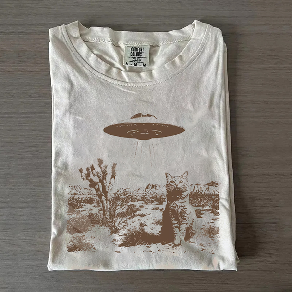 Vintage UFO Cowboy Cat T-shirt