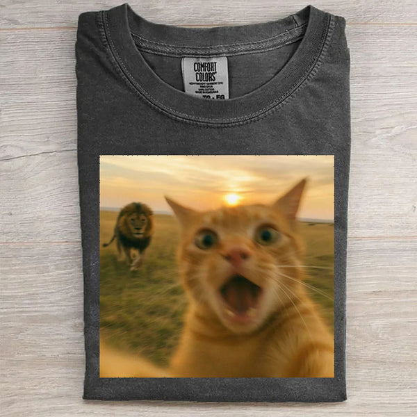 Lion Attack Cat T-Shirts
