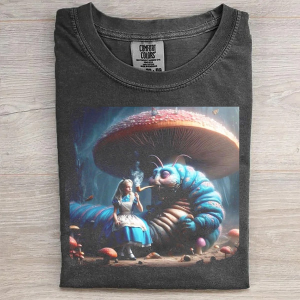Trippy smoke under the mushroom Funny T-shirt