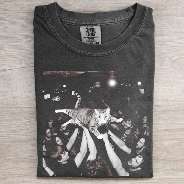 Retro Style Cat surfing T-shirt