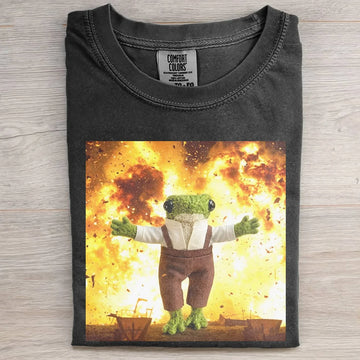 KNITTEDFROG FROGANDTOAD FUNNY MEME DAILY T-SHIRT