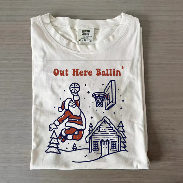 Out Here Ballin' Funny Santa Basketball Christmas Xmas Retro T-Shirt